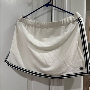 Tory Burch White Mini Tennis Skort with Navy Trim. New with Tags